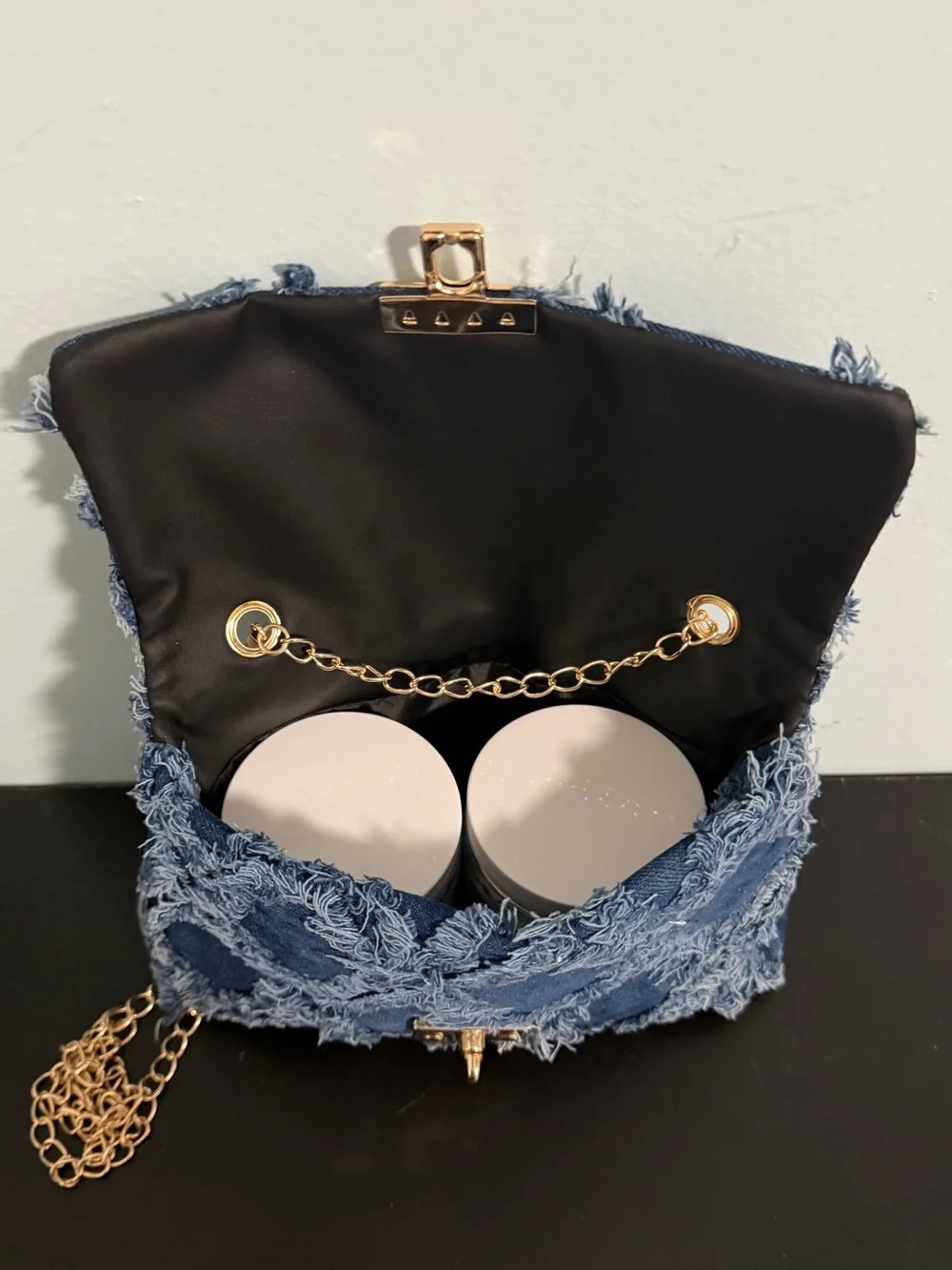 Aminnah Bundle includes: Frayed Denim crossbody bag and 2 Aminmah products! New
